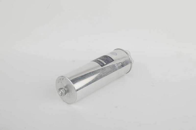 Hvorfor foretrækkes cylinder-selvhelende shunt-kondensator på oversøiske markeder?